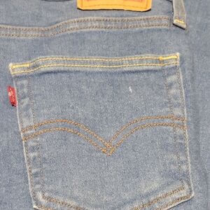 Levi's High Rise Women Jeans - Blue Stretchy Relaxed Fit